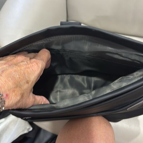 NIID Urbanature Sling Bag Carry Travel Pack - Picture 5 of 7